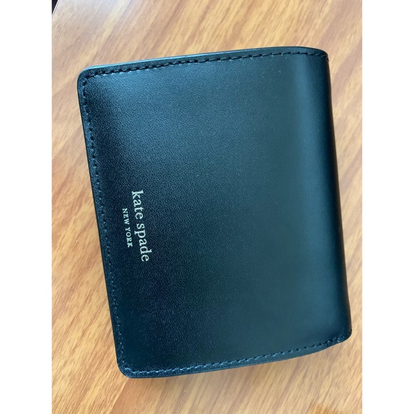 Kate spade wallet - Picture 2 of 5